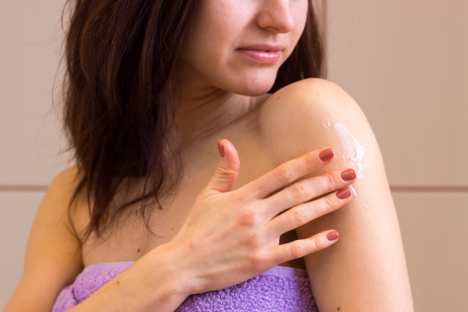 Maść na rany, otarcia i suchą skórę – jak wybrać odpowiedni preparat?